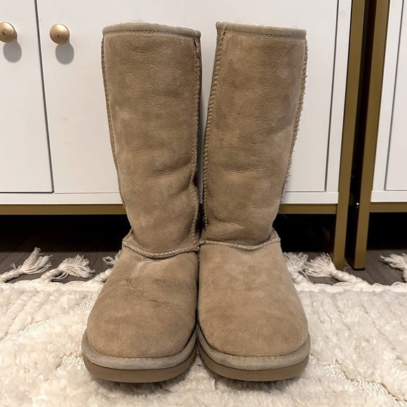 UGG Shoes - UGG Women’s Classic Tall Boot, Tan, Size 5